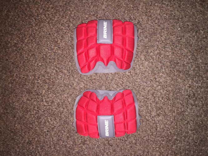 Brine Defenseman Arm Pads Great Condition!