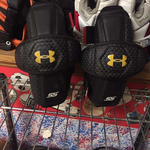 UA Elbow Pads