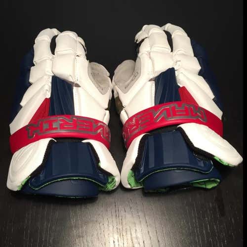 MAVERIK SHOWTIME MAX GLOVES