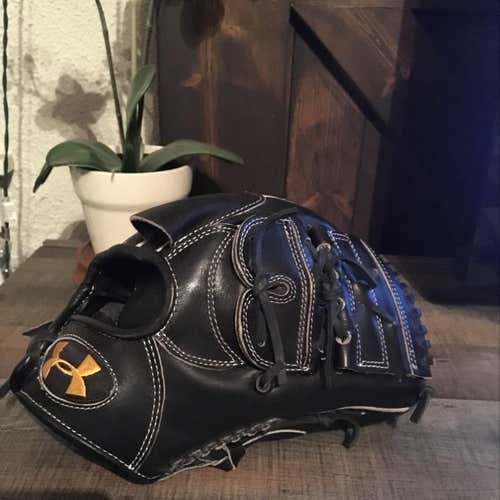 UnderArmour Kip Leather