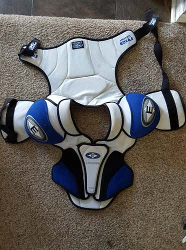 Easton Shoulder Pads Senior