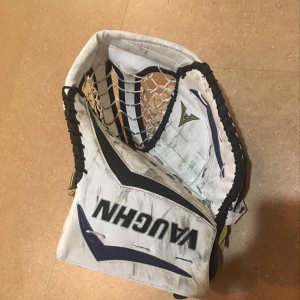 Vaughn V6 1100 Pro Goalie Glove