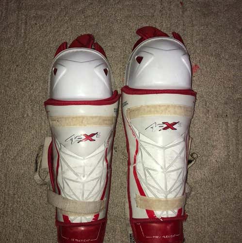 Bauer Apx2 15’ Shin pads