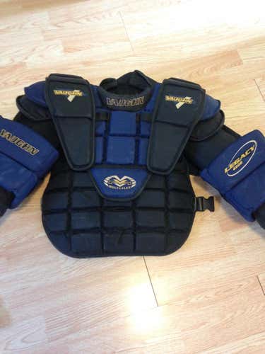 Vaughn Goalie Legacy 4000 Senior Large Chest & Arm Protector