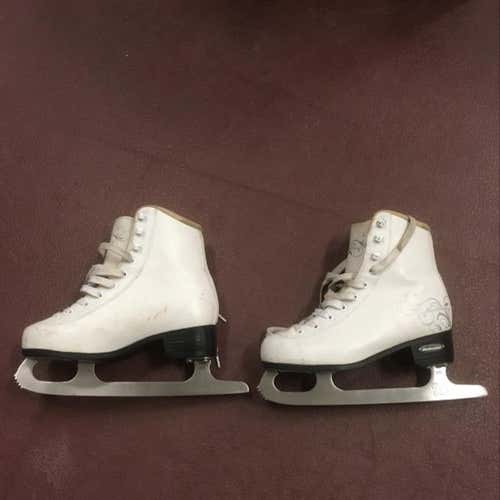 Used Lake Placid Figure Skates Size 4