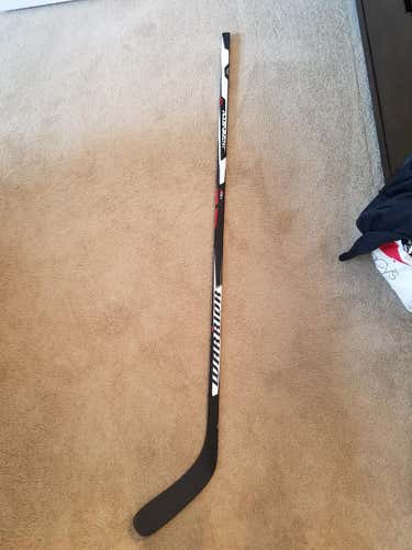 New Warrior Dynasty HD1 pro stock Tyler Johnson Stick Right handed P88 curve 75 flex Grip Senior