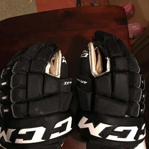 CCM 4-Roll II Gloves