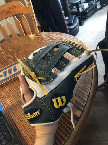 Wilson A2000 Glove