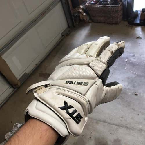 WHITE STALLION HD GLOVES