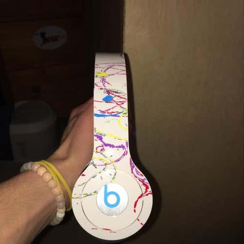 RARE BEATS BY DRE SOLO
