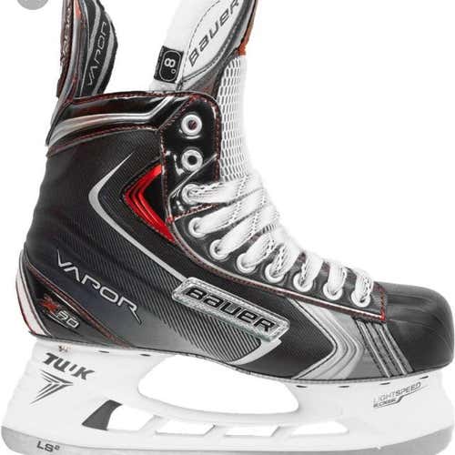 Looking For A Pair Of Bauer Vapor 90s Skates Size 9