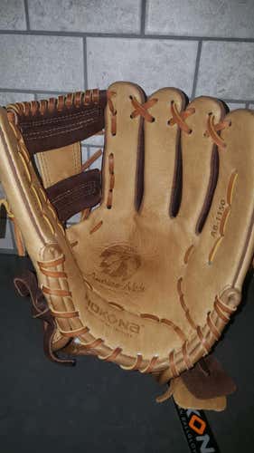 New Nokona AB 1150 Glove