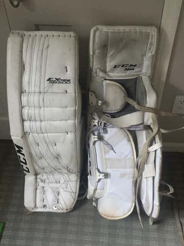 ccm extreme flex Goalie Leg Pads