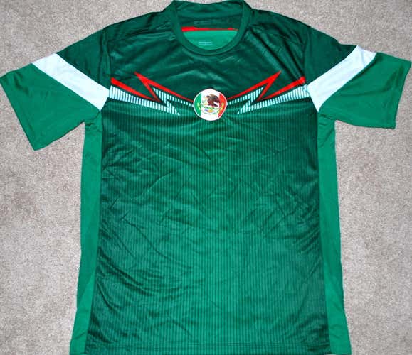 MEXICO MEN'S SOCCER JERSEY FIFA WORLD CUP SMALL NEW! **READ AD!