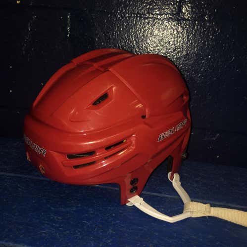Bauer Re-Akt Size M Helmet