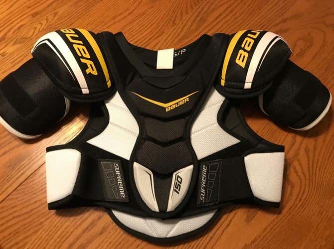Bauer S150 Shoulder Pads (2016) - Sr. Small