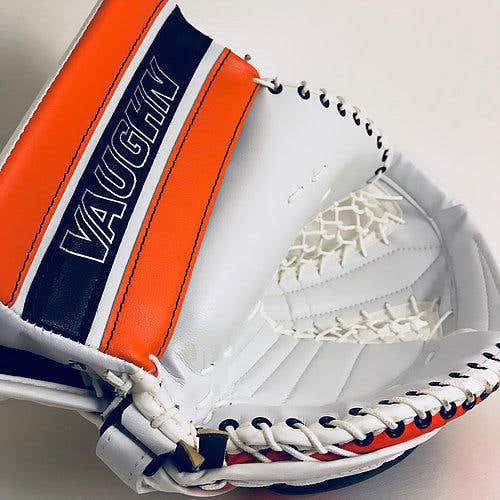 Michal Neuvirth  Philadelphia Flyers  Practice  Vaughn Goalie Glove  Regular Senior