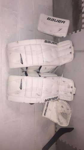 New Bauer Reactor 5000 Goalie Equipment (Full Set) Senior