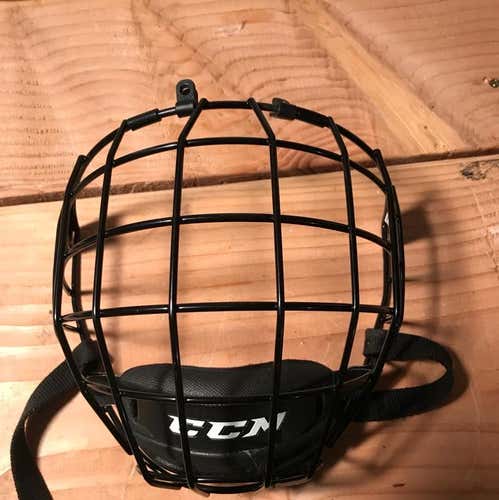 CCM Senior Cage - Black, Medium