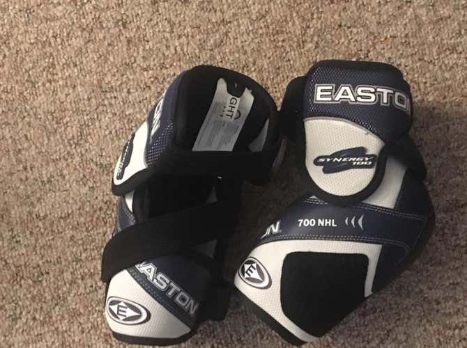 NEW! Easton Synergy 700 NHL Pro Stock Elbow Pads. Medium