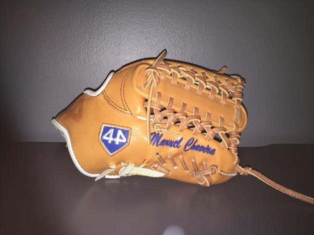 *NO TRADES* 44 Pro Signature Series 11.75”