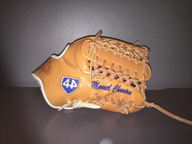 *NO TRADES* 44 Pro Signature Series 11.75”