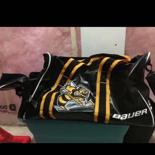 Sarnia Sting Travel/coaches Bag