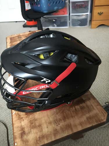 New Cascade R Helmet Adult