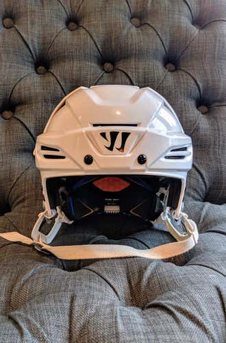 Warrior Krown PX3 PX3H5 Ice Hockey Players Helmet White Medium HECC 2021