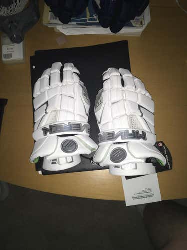 Brand New Maverik M4 Gloves White Medium 12
