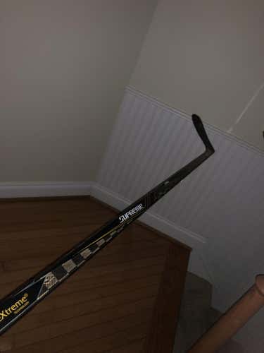 Bauer Junior 1s Barley touched! Huge sale 50% off!