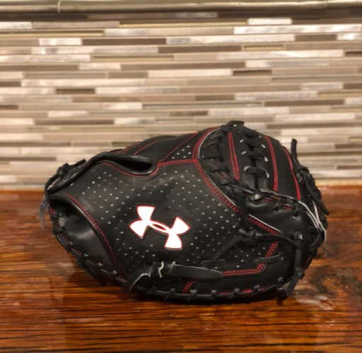NWOT Under Armour Pro-1 Series Catcher’s Mitt 34”