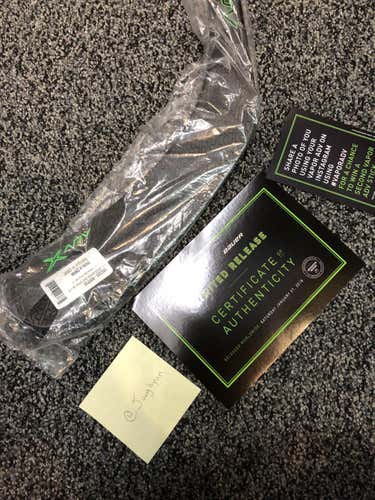 New Bauer Stick Righty Toe 76 - 80 Senior