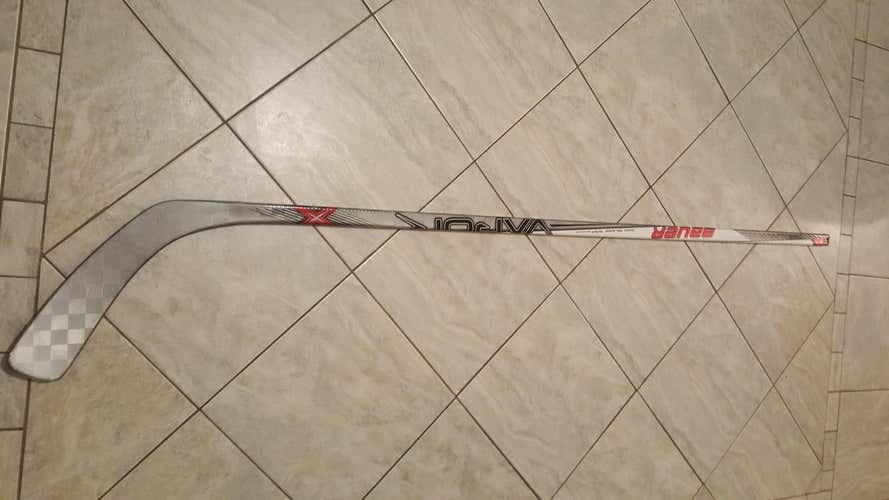 New Patrick Kane pro return Bauer 1x, LH, 102 flex