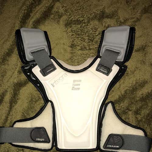 Epoch Integra Shoulder Pads