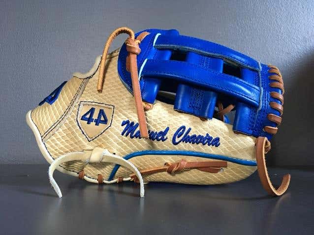 *NO TRADES* 44 Pro Signature Series 11.75”