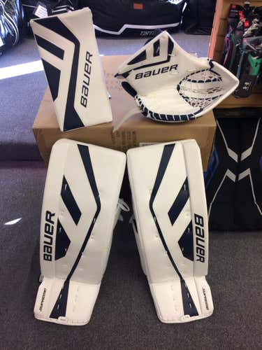New Bauer Supreme One.9 Pads (35"+2") & One.7 Trapper and Blocker Regular White/Navy Sr.