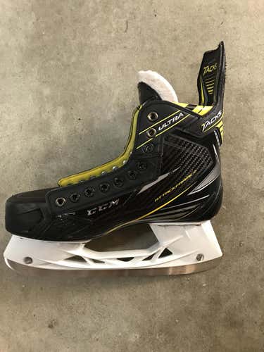 Slightly used CCM Ultra Tacks Skates Senior Size 8.5