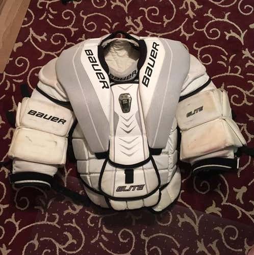 Bauer Elite Chesty Medium Med Senior At