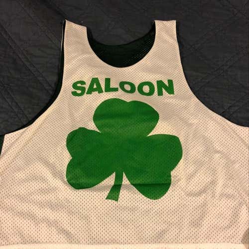 Saloon Pinnie