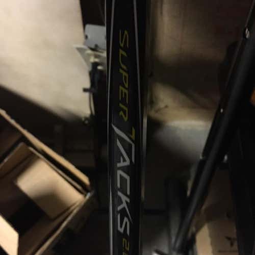 Bauer 1x Le And Ccm Supertacks 2.0