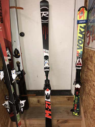 Rossignol Skis