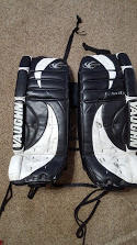 Vaughn Velocity 7000 32" Leg Pads
