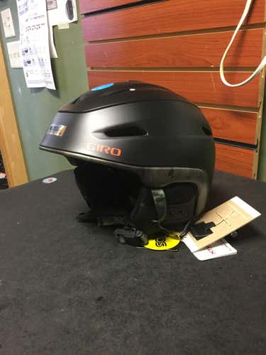 New Giro Zone MIPS Helmet