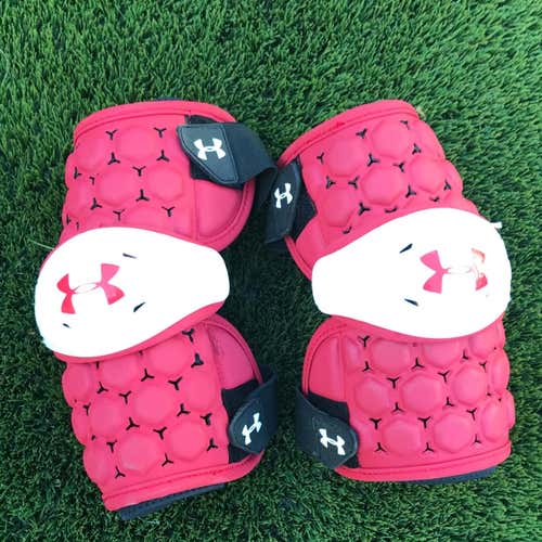 Under Armour Elbow Pad. UMD Team Issued. Brand New
