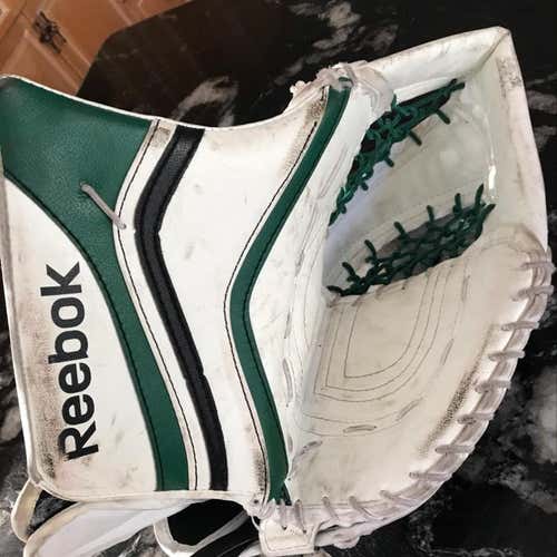 Reebok X28 Senior Glove Green