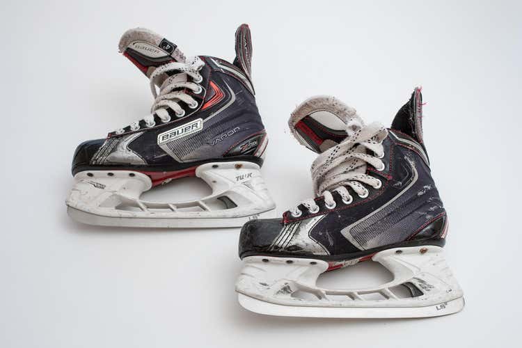 Bauer Vapor X70 Skates Junior Size 4 w/ Two Sets of LS2 Runners