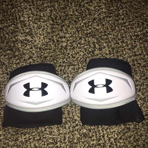 Under Armour Elbow Cups