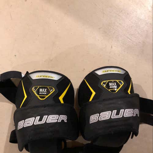Bauer Supreme Knee Guards