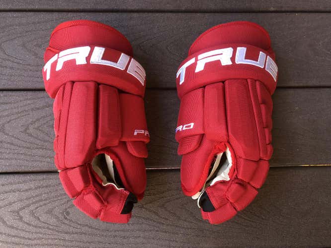 True A6.0 Pro Stock 14” Gloves - Detroit Red Wings
